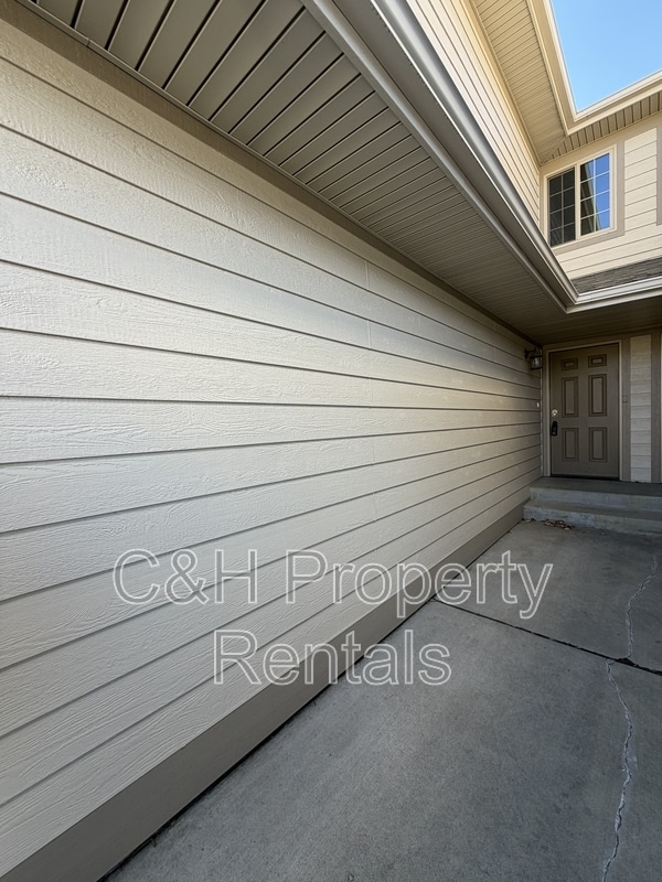 Foto del edificio - 574 Killarney St