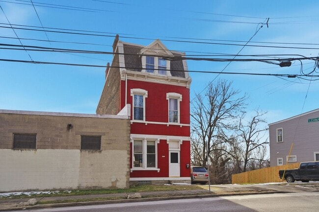 Building Photo - 1900 State Ave