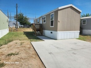 Building Photo - 1132 Gary Terrace