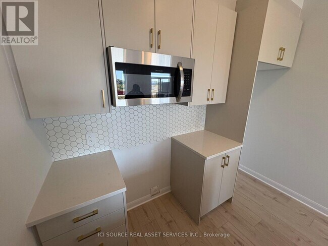 Building Photo - 203 Visionary Ln
