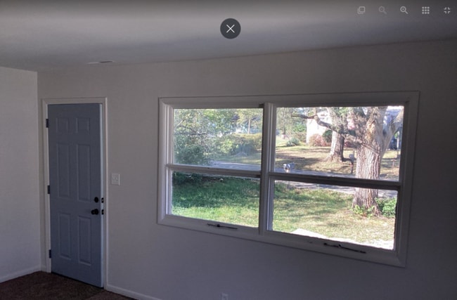 Building Photo - Month to Month