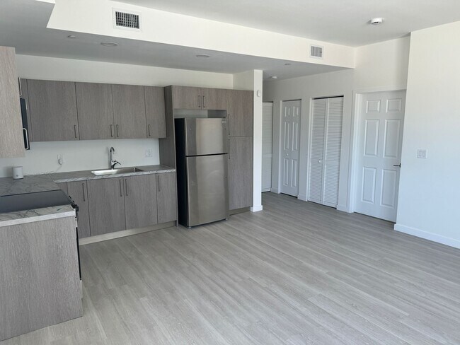 Building Photo - Nascent Villas