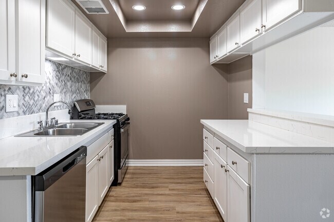 1 habitación, 1 baño, 700 pies cuadrados, cocina - Alders Apartment Company