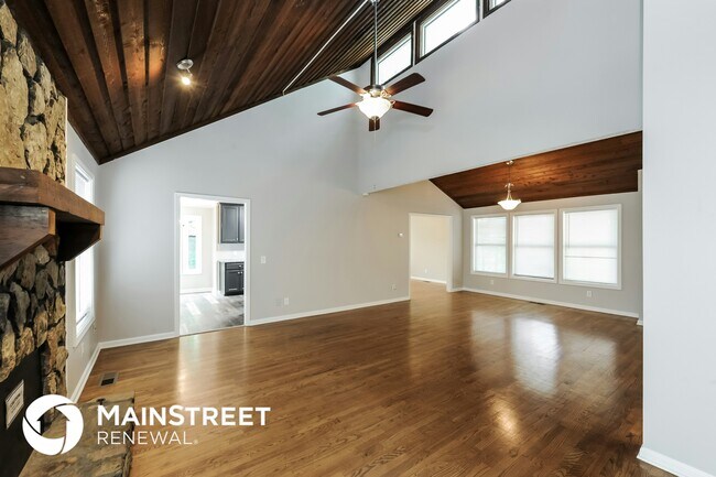 Foto del edificio - 2240 Piedmont Forest Dr