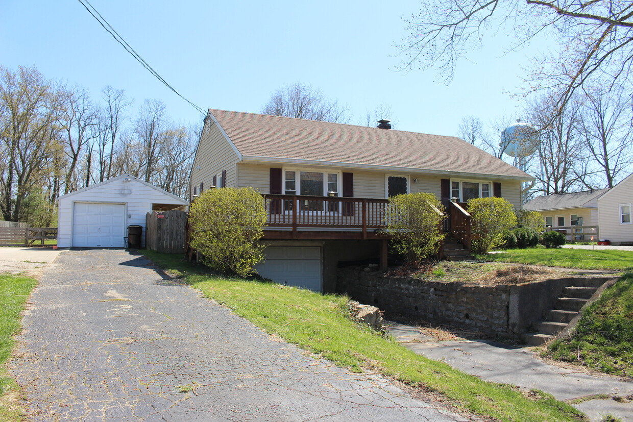 Front- 2 Car Garages - 719 Wards Corner Rd