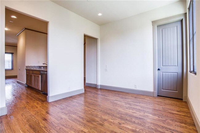 Building Photo - 4406 Bowser Ave