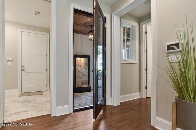 Foto del edificio - 14342 Marina San Pablo Pl