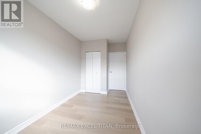 Photo du bâtiment - 468 Ottawa St N