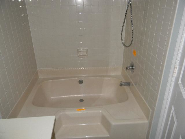 Foto del edificio - 8079 Cedar Glen Dr