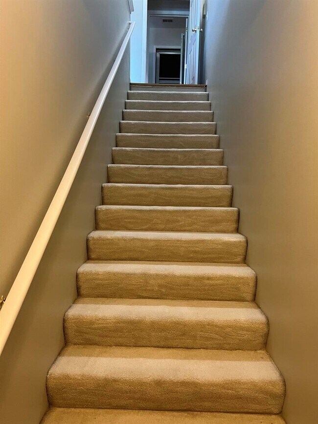 Foto del edificio - "Chic Sterling Heights Condo: 2 Bed, 2 Bat...