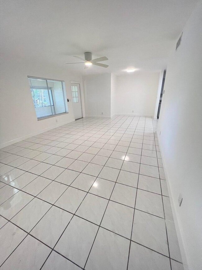 Building Photo - 4835 Sable Pine Cir