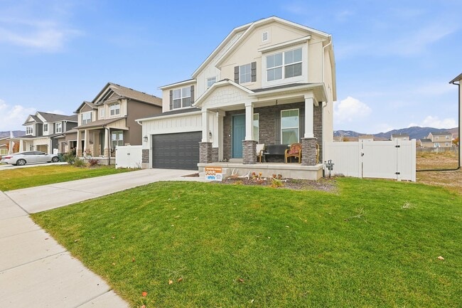 Building Photo - 373 Quartz Rd