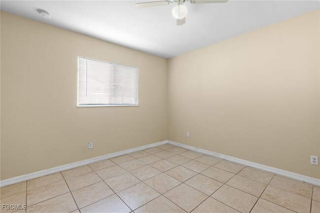 Building Photo - 3733 16th St W