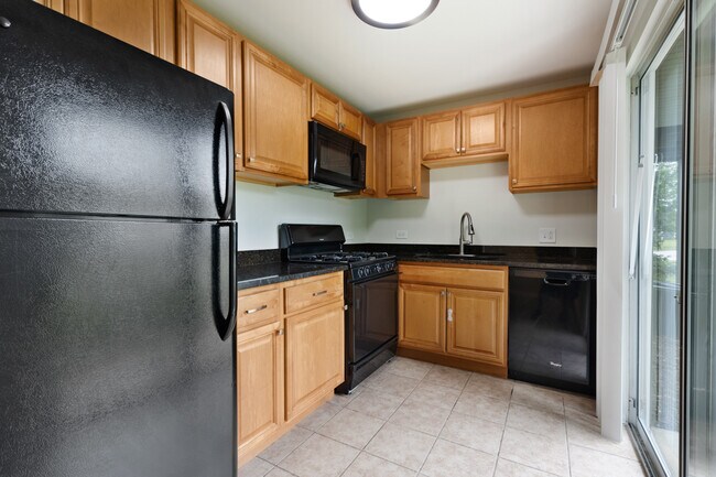 Foto del edificio - 557 E Shag Bark Ln