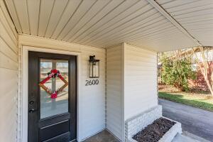 Foto del edificio - 2600 Springwood Dr