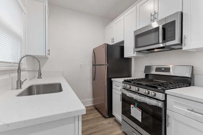 Foto del edificio - 1045 E 4th St