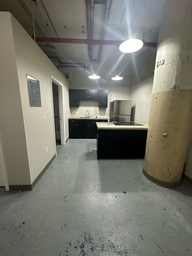 Studio Photo 1 - Mitchell Park Plaza Apartment