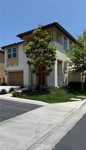 Building Photo - 1942 N Florish Dr