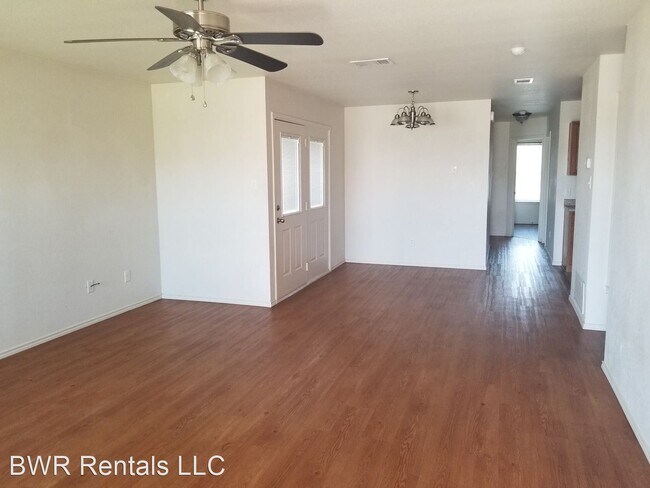 Foto del edificio - 3 br, 2 bath House - 6308 TEMORA LP A