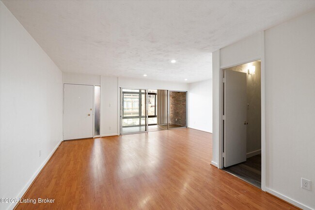 Foto del edificio - 1040 Cherokee Rd