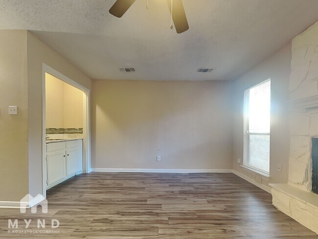 Foto del edificio - 5834 Twisted Pine Ct