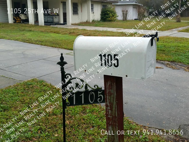 Foto del edificio - 1105 25th Ave W