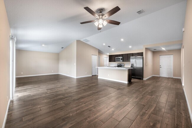 Foto del edificio - Northwest Lincoln Avenue, Port St. Lucie, ...