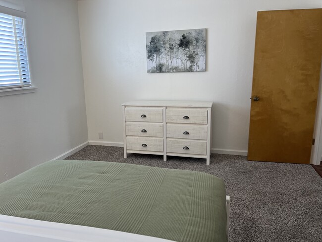 Master Bedroom - 632 Airport Rd