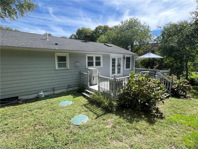 Foto del edificio - 25 Waite Ct
