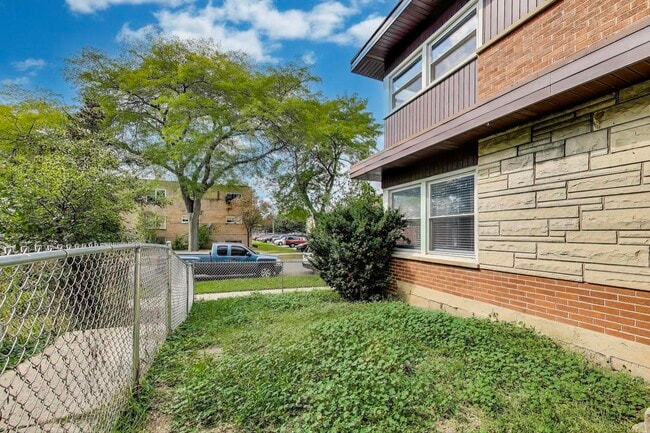 Building Photo - 2019 Georgetown Ln