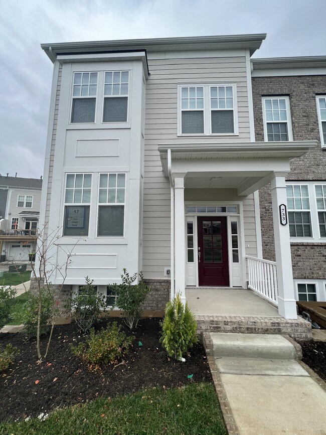 Building Photo - 733 Chard Ln.
