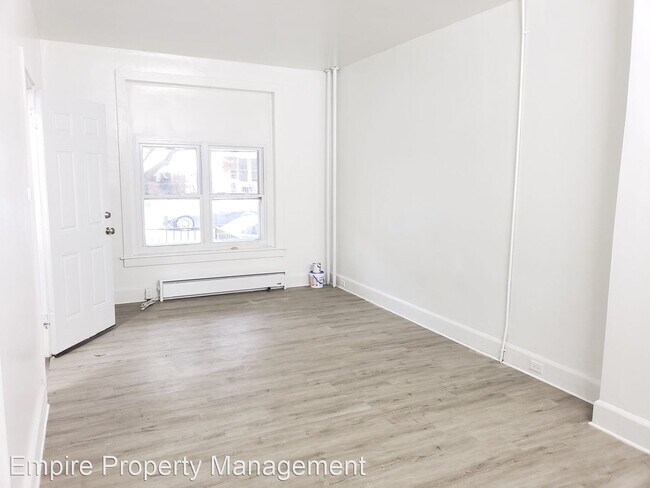 Building Photo - 450 Tilghman St