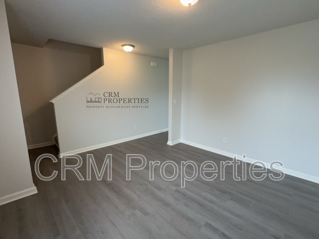 Building Photo - 211 Barr Ct