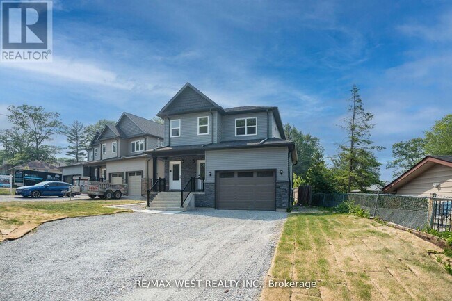 Building Photo - 172 Cundles Rd W