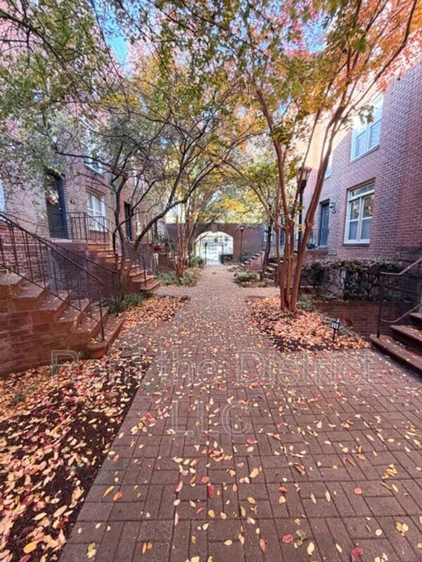 Photo - 61 14th St NE Townhome