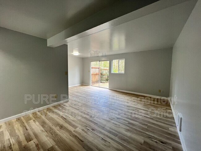 Building Photo - 6317 151st St NW