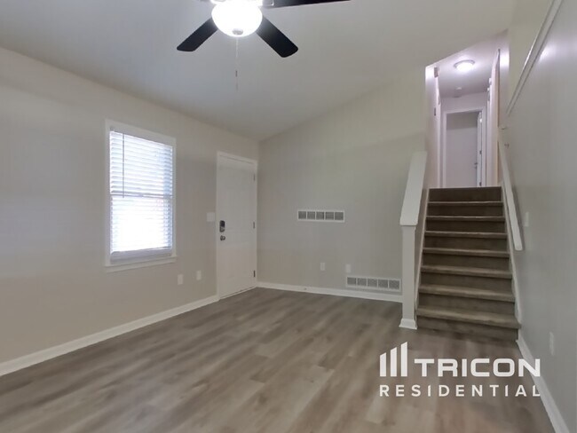 Building Photo - 130 Villa Rosa Way