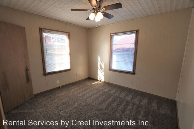 Foto del edificio - 3 br, 1 bath House - 718 Avenue C