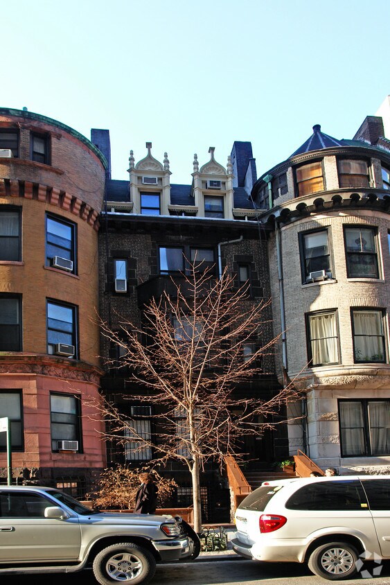 Foto del edificio - 250 W 73rd St
