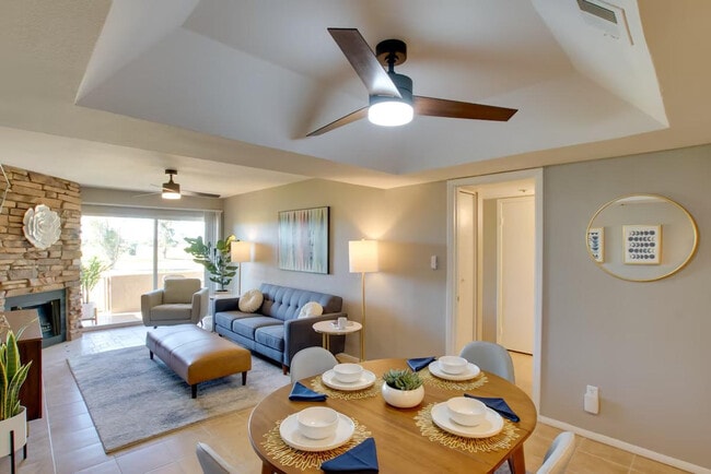 Building Photo - 7910 E Thomas Rd