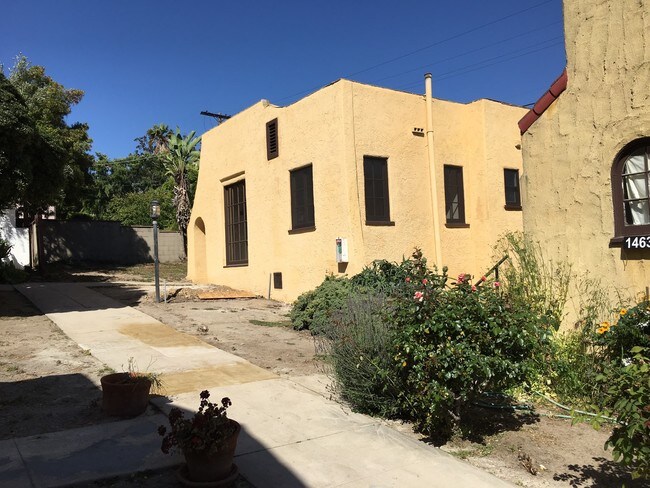 Foto del edificio - 1463 Scott Ave
