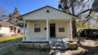Primary Photo - 1444 E 12th St