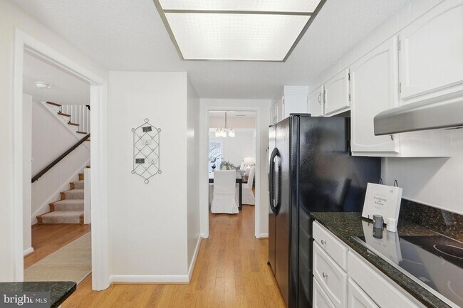 Foto del edificio - 3233 S Leisure World Blvd