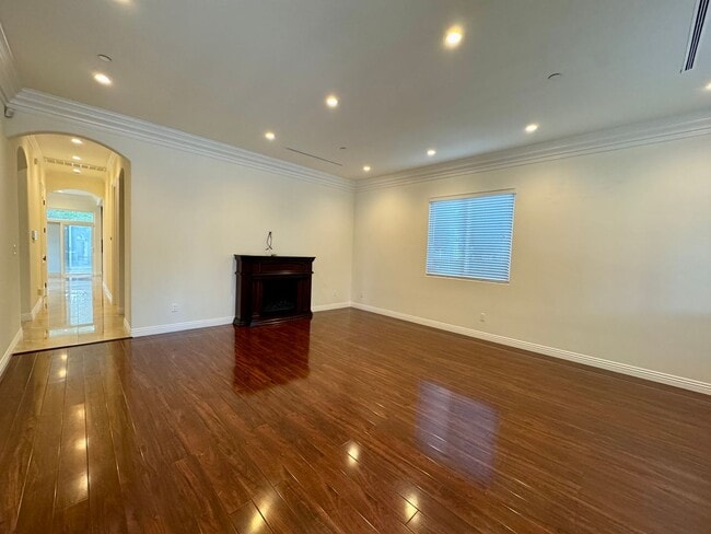 Building Photo - Peaceful North Hollywood street, charming three-bedroom, three-bathroom residence