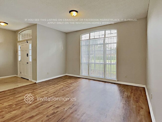 Building Photo - 5372 Downington Dr