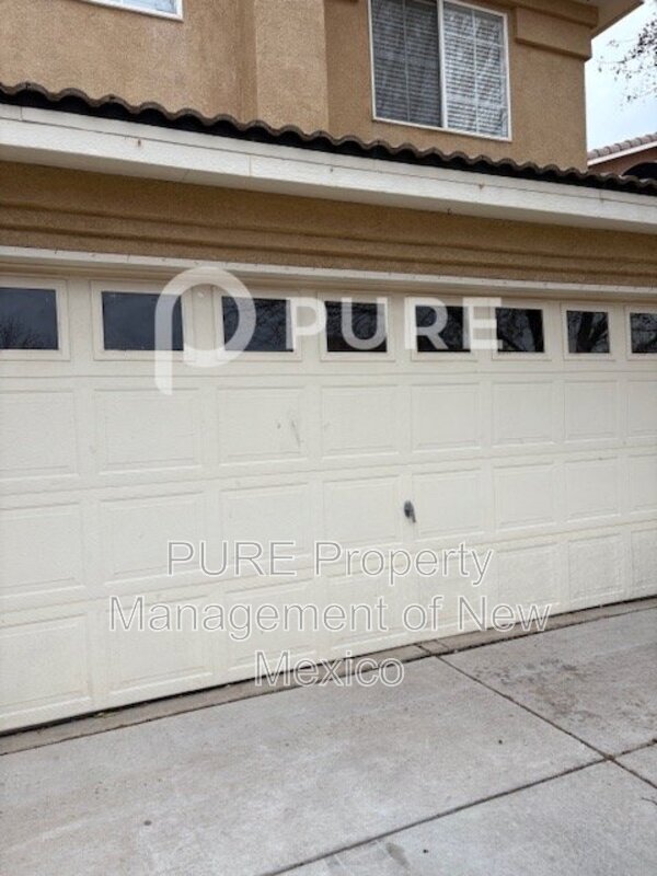 Foto del edificio - 5520 Carefree Ave NW