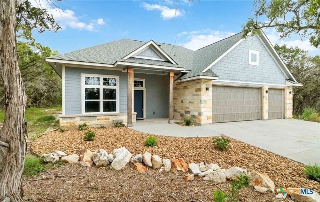 Primary Photo - 1560 Hilltop Ridge