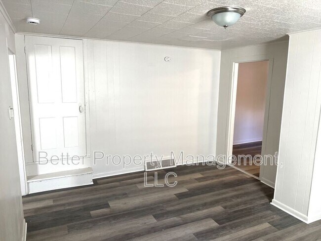 Foto del edificio - 316 E Pine St