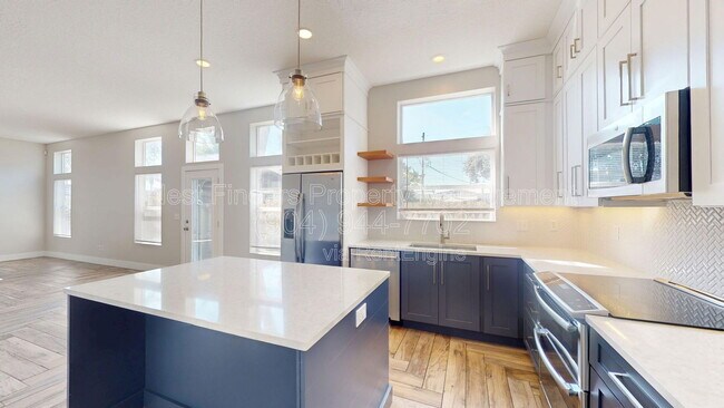 Building Photo - 114 Seminole Rd