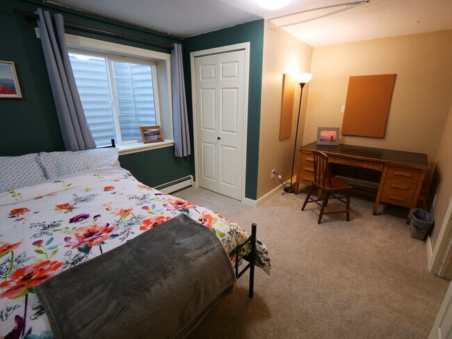 Foto del edificio - 819 12th Ave